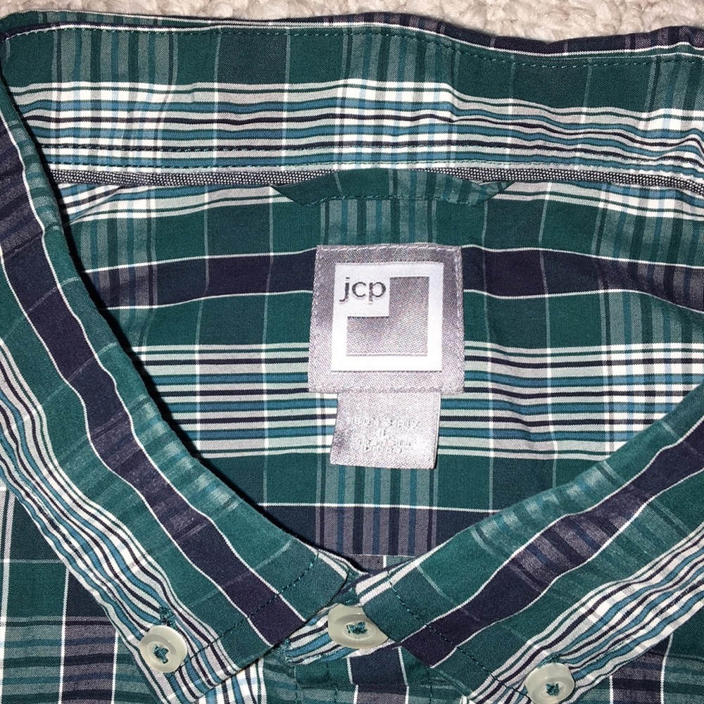 JCPenney Plaid Button Down Shirt - Picture 2 of 3